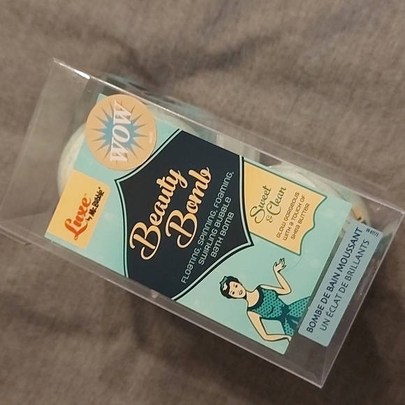 Bath Bombs Box of 4 large bombs - Picture 2 of 4